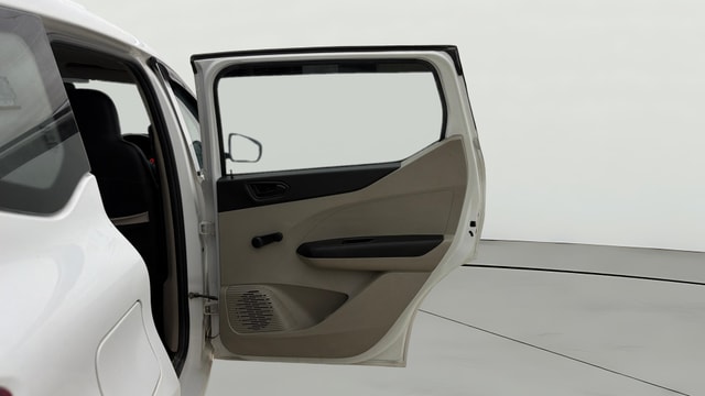 View Renault Triber Image 7 Used Renault Triber Image 7