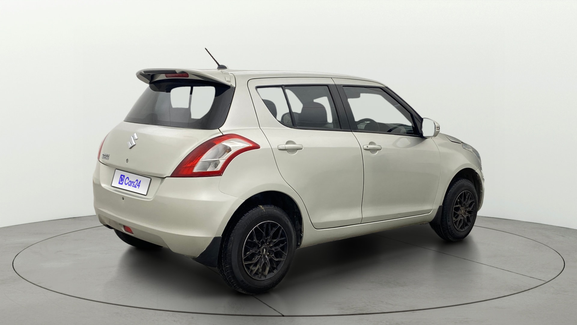View 2017 Maruti Suzuki 1000 Base Variant Image 42 Used 2017 Maruti Suzuki 1000 Base Variant Image 42