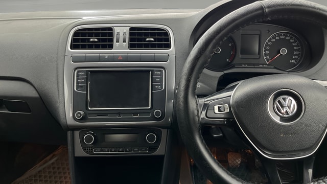 View Volkswagen Polo Image 18 Used Volkswagen Polo Image 18