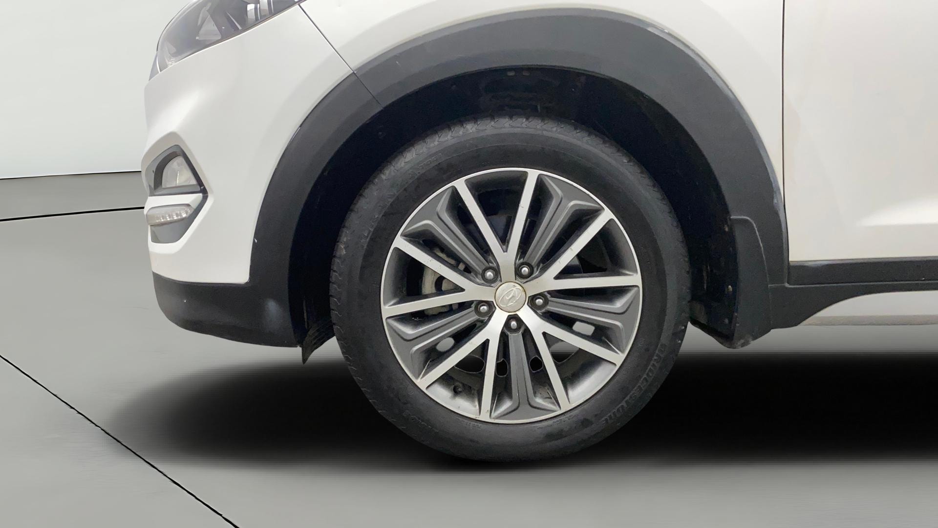 View 2018 Hyundai Tucson R 2.0 6-Speed Automatic GL BS IV Image 29 Used 2018 Hyundai Tucson R 2.0 6-Speed Automatic GL BS IV Image 29
