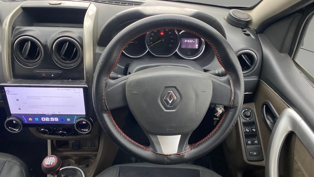 View Renault Duster Image 21 Used Renault Duster Image 21