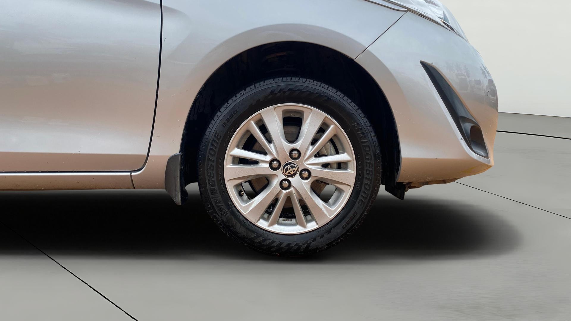 View 2019 Toyota Yaris V MT Image 42 Used 2019 Toyota Yaris V MT Image 42