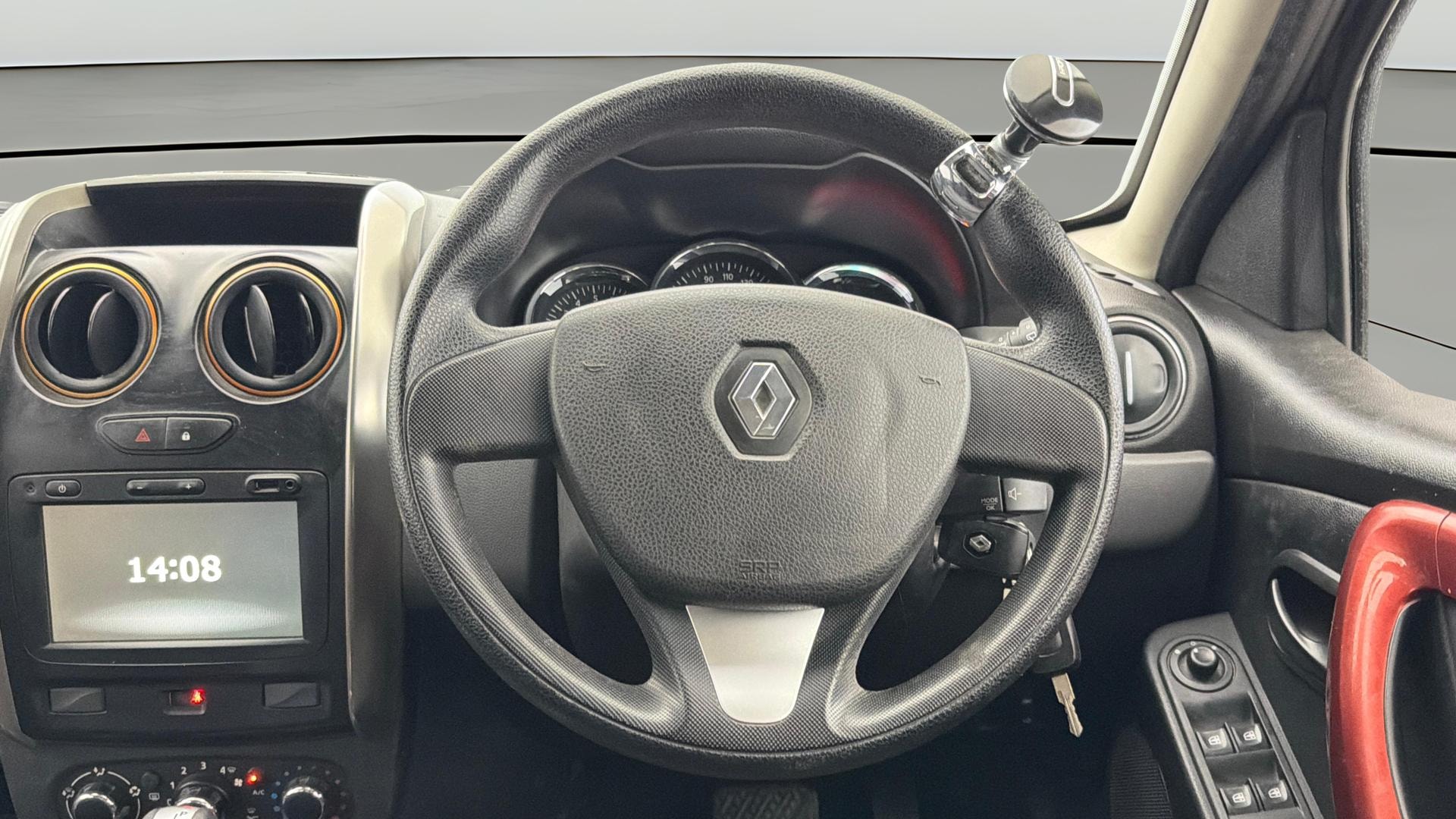 View 2018 Renault Duster Petrol RxS CVT Petrol Image 20 Used 2018 Renault Duster Petrol RxS CVT Petrol Image 20
