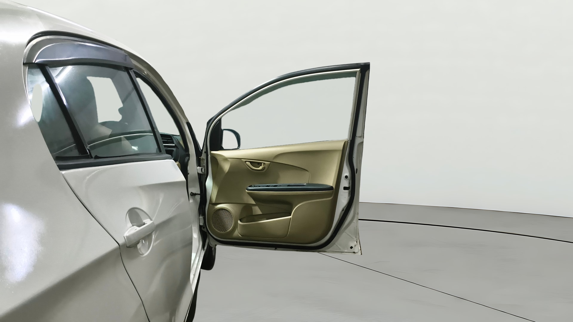 View 2017 Honda Amaze E MT Petrol BS IV Image 43 Used 2017 Honda Amaze E MT Petrol BS IV Image 43