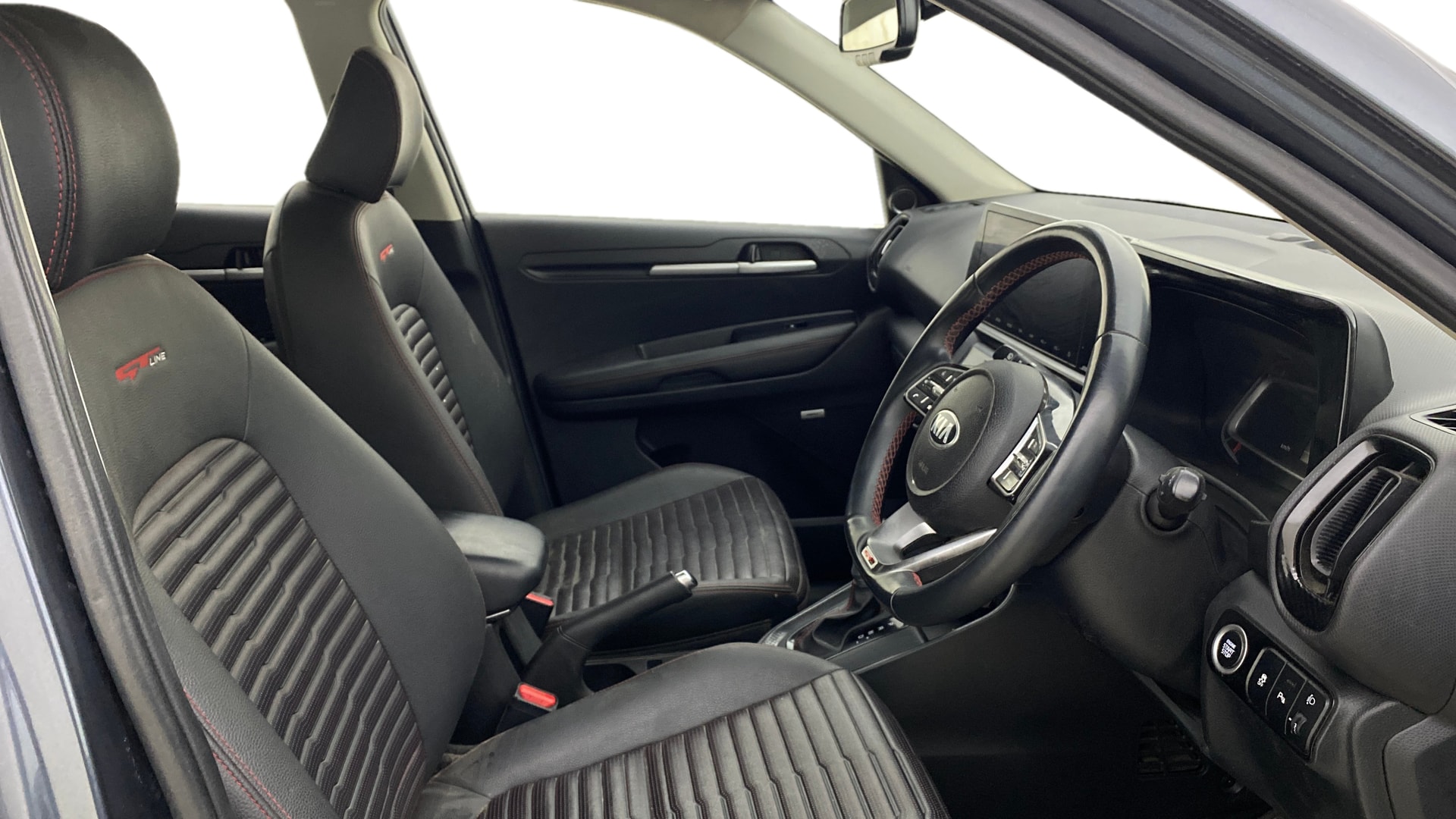 View 2020 Kia Sonet GTX Plus AT Diesel Image 18 Used 2020 Kia Sonet GTX Plus AT Diesel Image 18