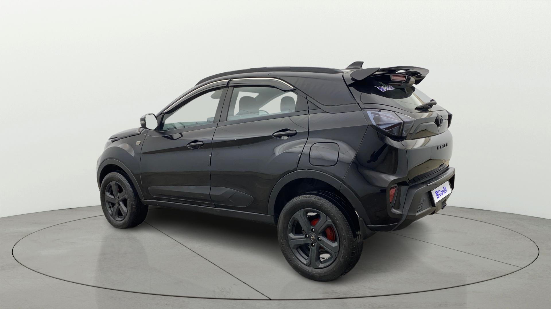 View 2023 Tata Nexon Revotron XE Image 2 Used 2023 Tata Nexon Revotron XE Image 2