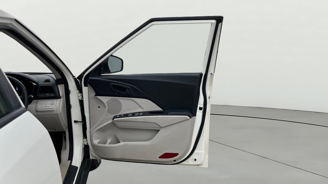 View Mahindra XUV300 Image 44 Used Mahindra XUV300 Image 44