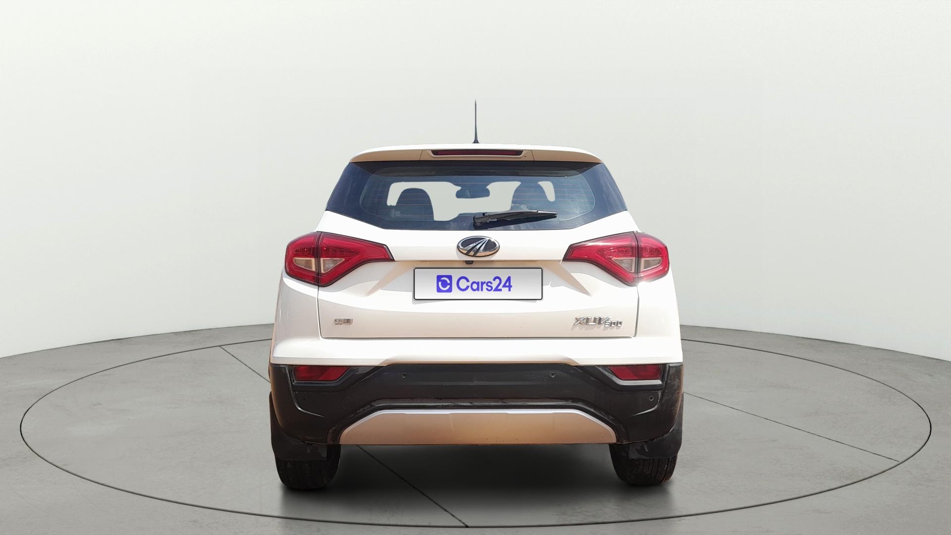 View 2019 Mahindra XUV300 W4 Petrol BS IV Image 43 Used 2019 Mahindra XUV300 W4 Petrol BS IV Image 43