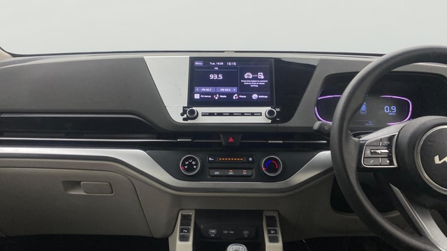View Kia Carens Image 18 Used Kia Carens Image 18