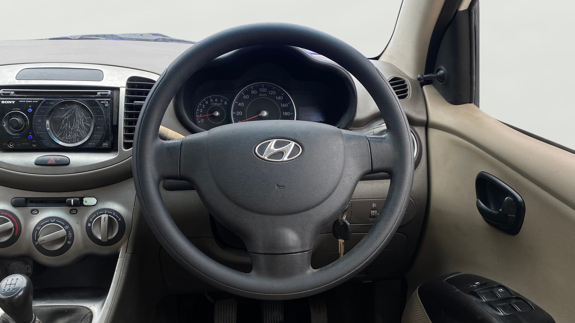 View 2014 Hyundai i10 1.1 Magna Image 14 Used 2014 Hyundai i10 1.1 Magna Image 14