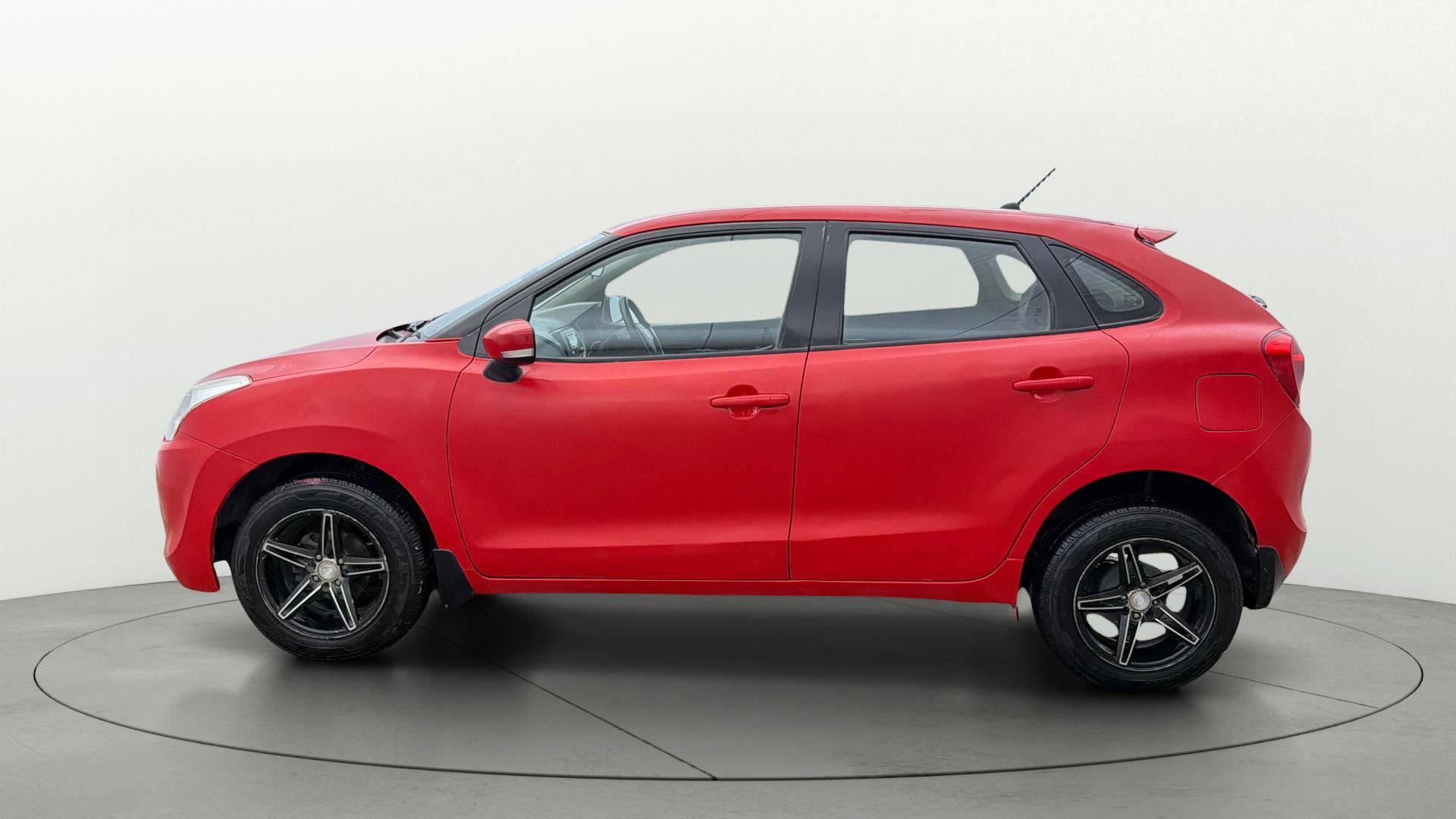 View 2017 Maruti Suzuki 1000 Base Variant Image 5 Used 2017 Maruti Suzuki 1000 Base Variant Image 5