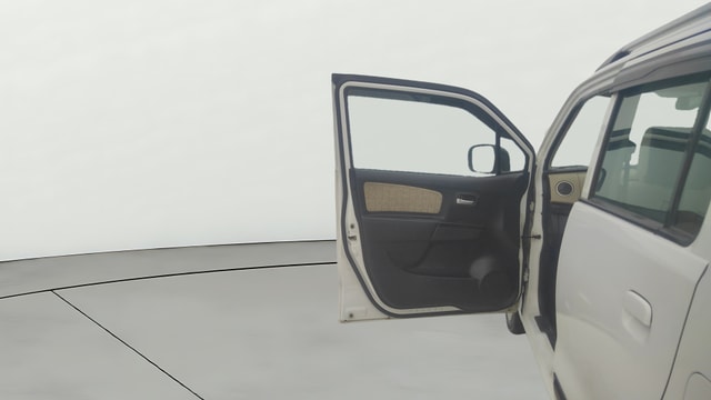 View Maruti Suzuki 1000 Image 30 Used Maruti Suzuki 1000 Image 30