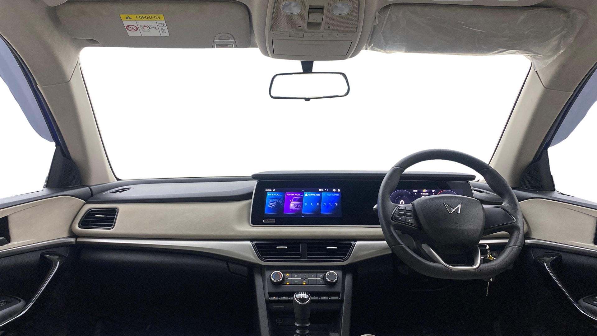 Used 2023 Mahindra XUV700 Used 2023 Mahindra XUV700