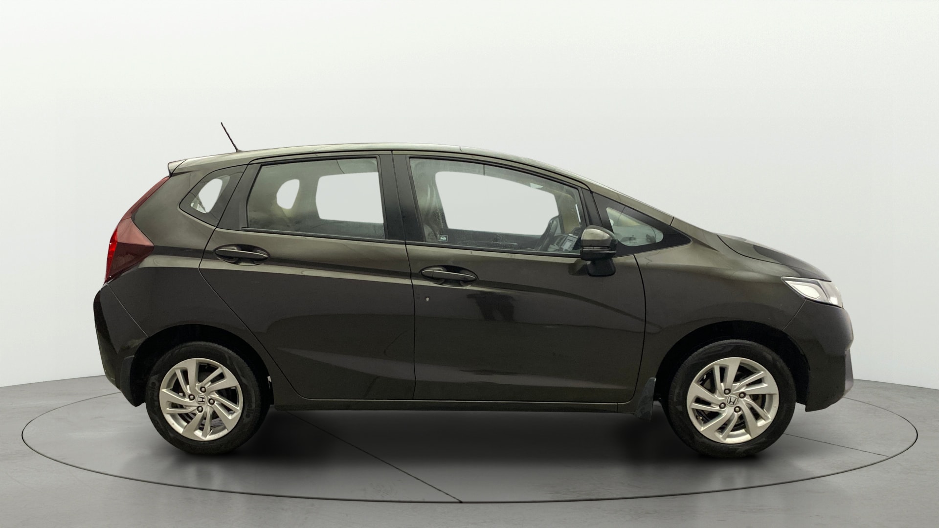 View 2018 Honda Jazz E MT Diesel Image 8 Used 2018 Honda Jazz E MT Diesel Image 8