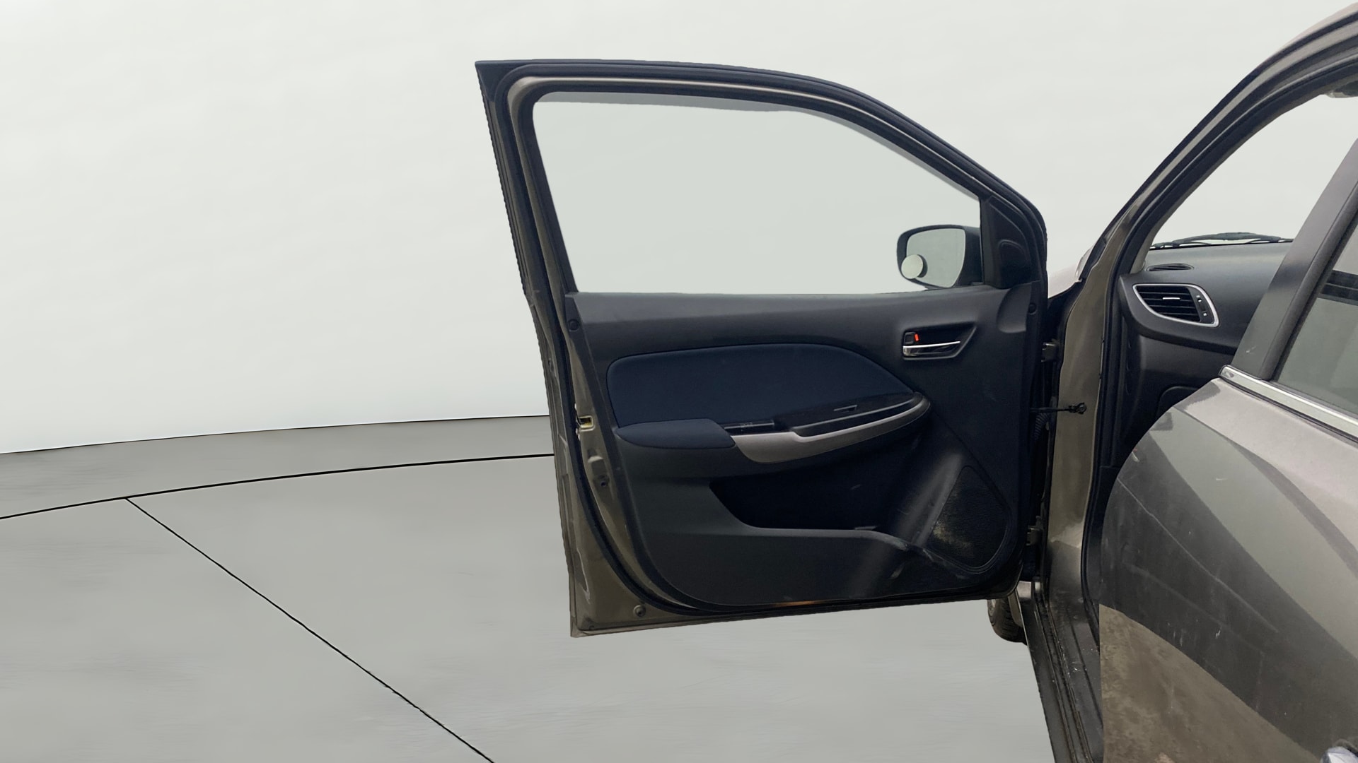 View 2021 Maruti Suzuki 1000 Base Variant Image 31 Used 2021 Maruti Suzuki 1000 Base Variant Image 31
