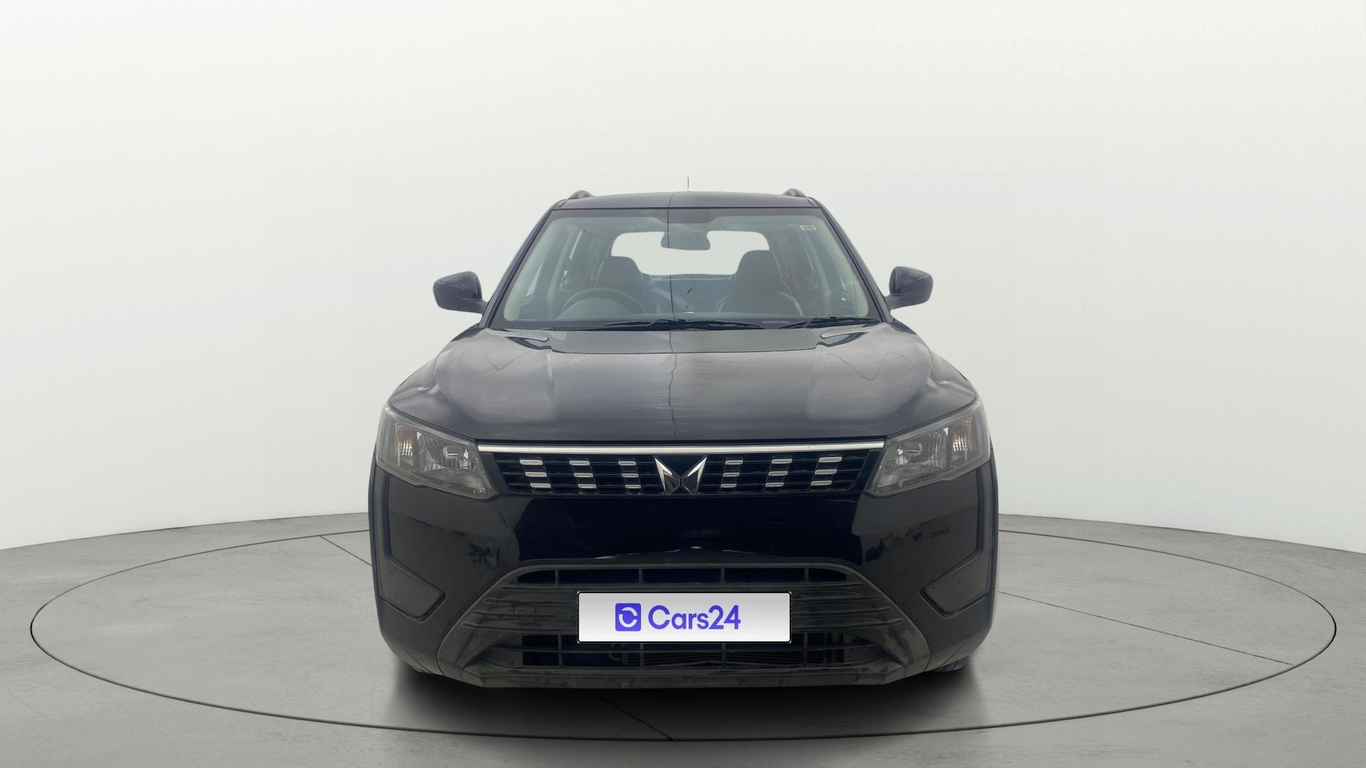 Used 2023 Mahindra XUV300 Used 2023 Mahindra XUV300