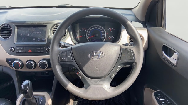 View Hyundai Grand i10 Image 20 Used Hyundai Grand i10 Image 20