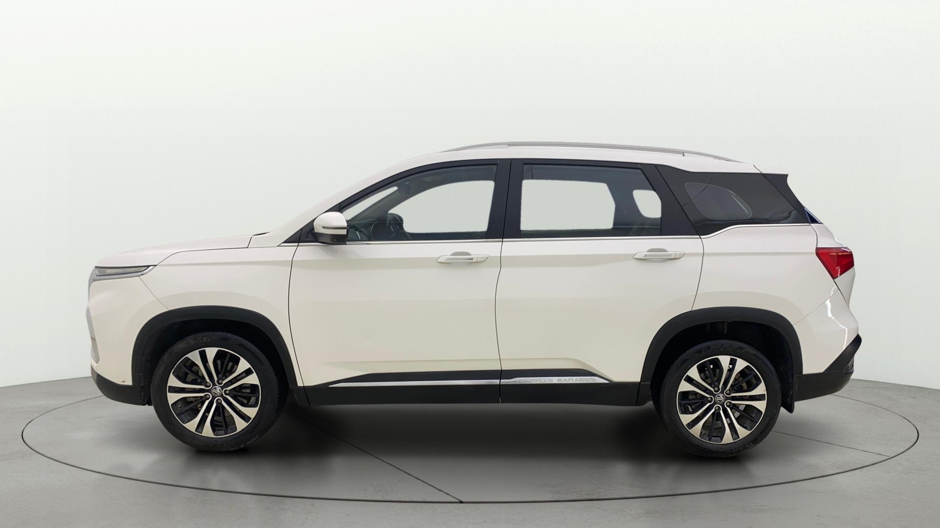 View 2022 MG Hector Sharp CVT Petrol Image 27 Used 2022 MG Hector Sharp CVT Petrol Image 27