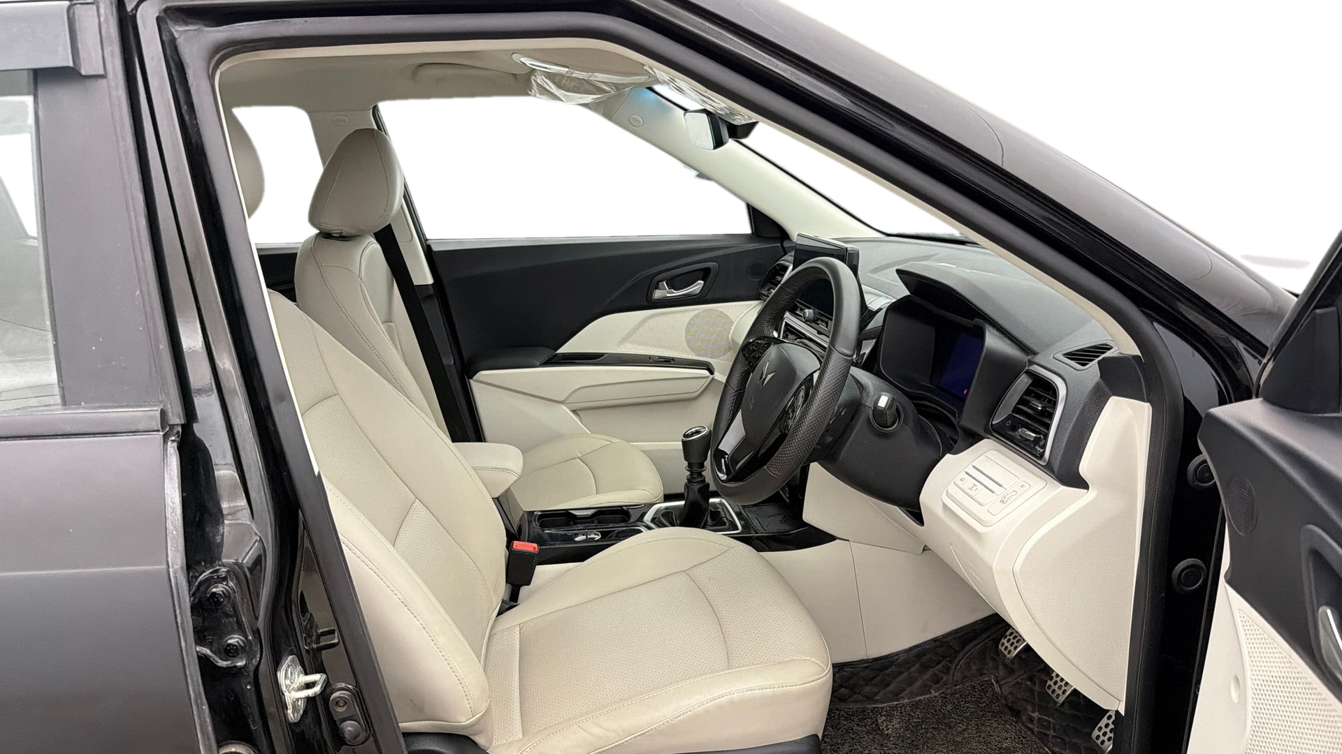 Used 2024 Mahindra XUV 3XO Used 2024 Mahindra XUV 3XO