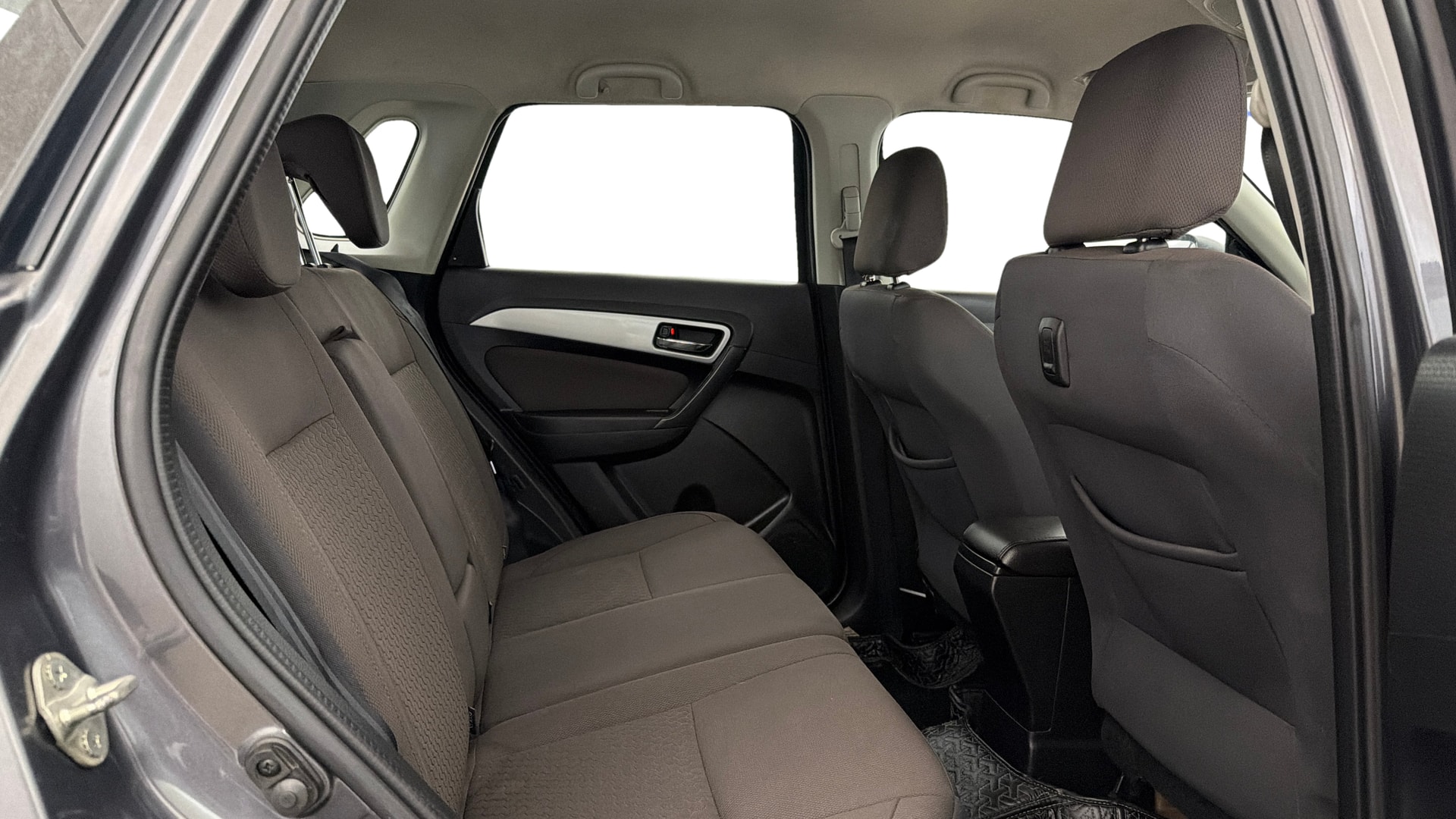 View 2022 Toyota Urban Cruiser Premium AT Image 30 Used 2022 Toyota Urban Cruiser Premium AT Image 30