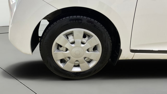 View Hyundai EON Image 27 Used Hyundai EON Image 27