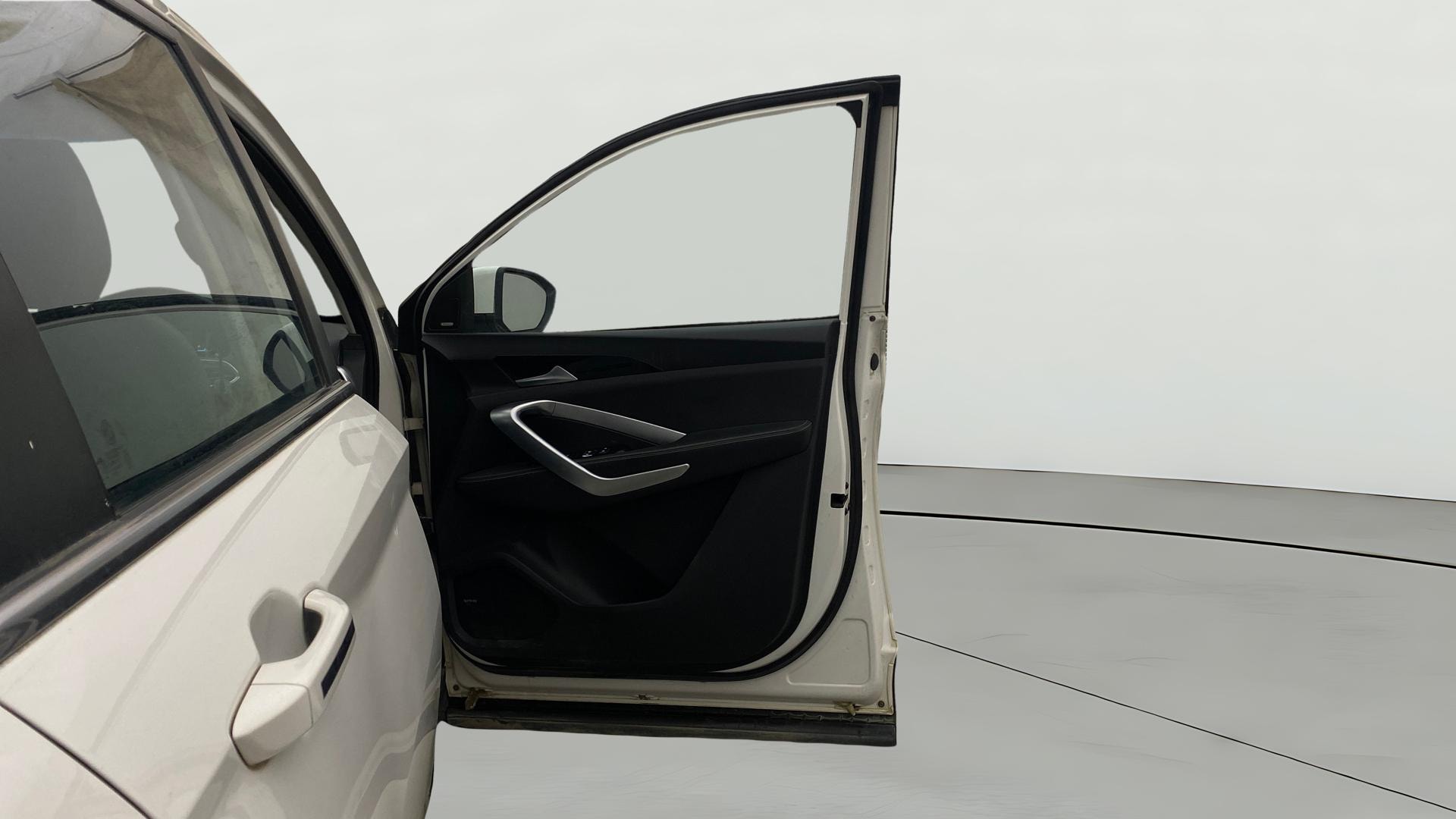 View 2020 MG Hector Sharp Diesel Image 47 Used 2020 MG Hector Sharp Diesel Image 47