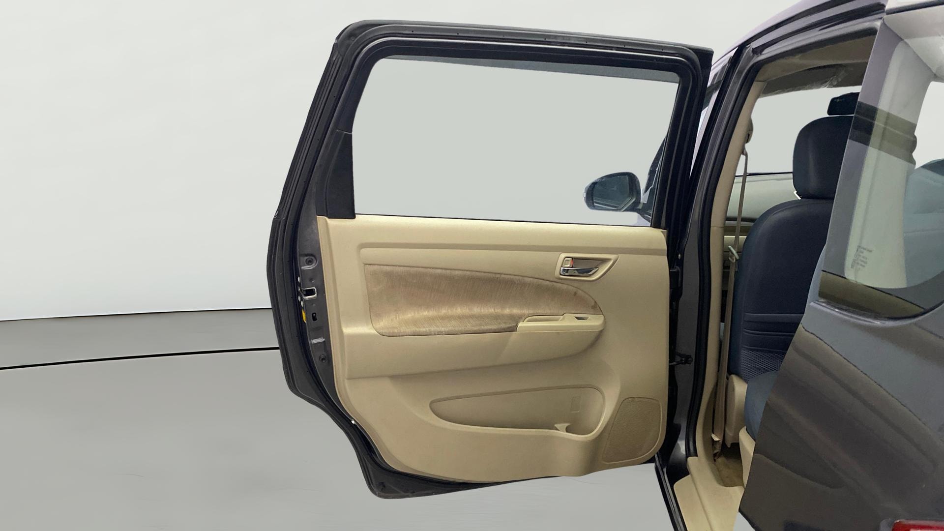 View 2014 Maruti Suzuki 1000 Base Variant Image 23 Used 2014 Maruti Suzuki 1000 Base Variant Image 23