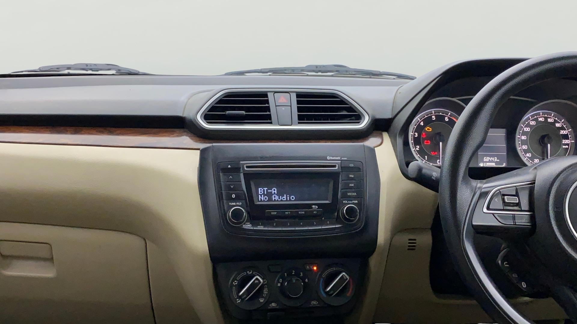 View 2017 Maruti Suzuki 1000 Base Variant Image 17 Used 2017 Maruti Suzuki 1000 Base Variant Image 17