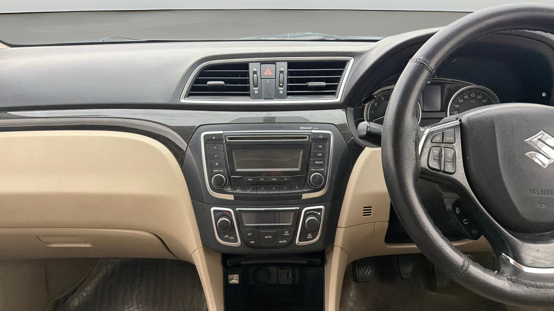 View 2015 Maruti Suzuki 1000 Base Variant Image 17 Used 2015 Maruti Suzuki 1000 Base Variant Image 17