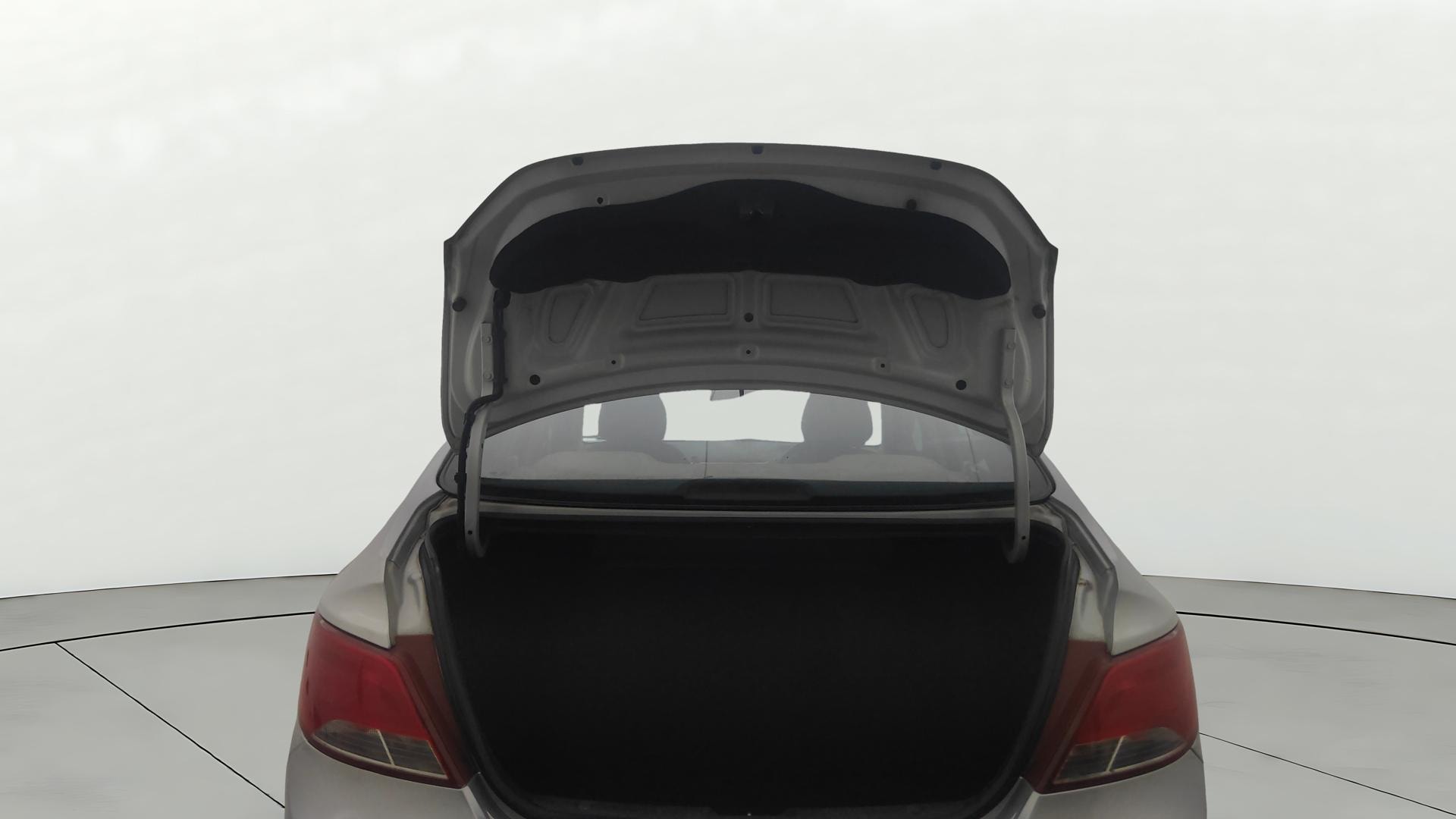 Used 2015 Hyundai Fluidic Verna Used 2015 Hyundai Fluidic Verna