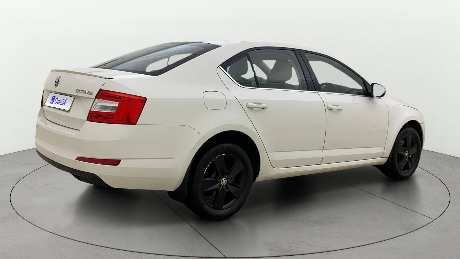 View 2017 Skoda Octavia 1.4 Style TSI MT Image 42 Used 2017 Skoda Octavia 1.4 Style TSI MT Image 42
