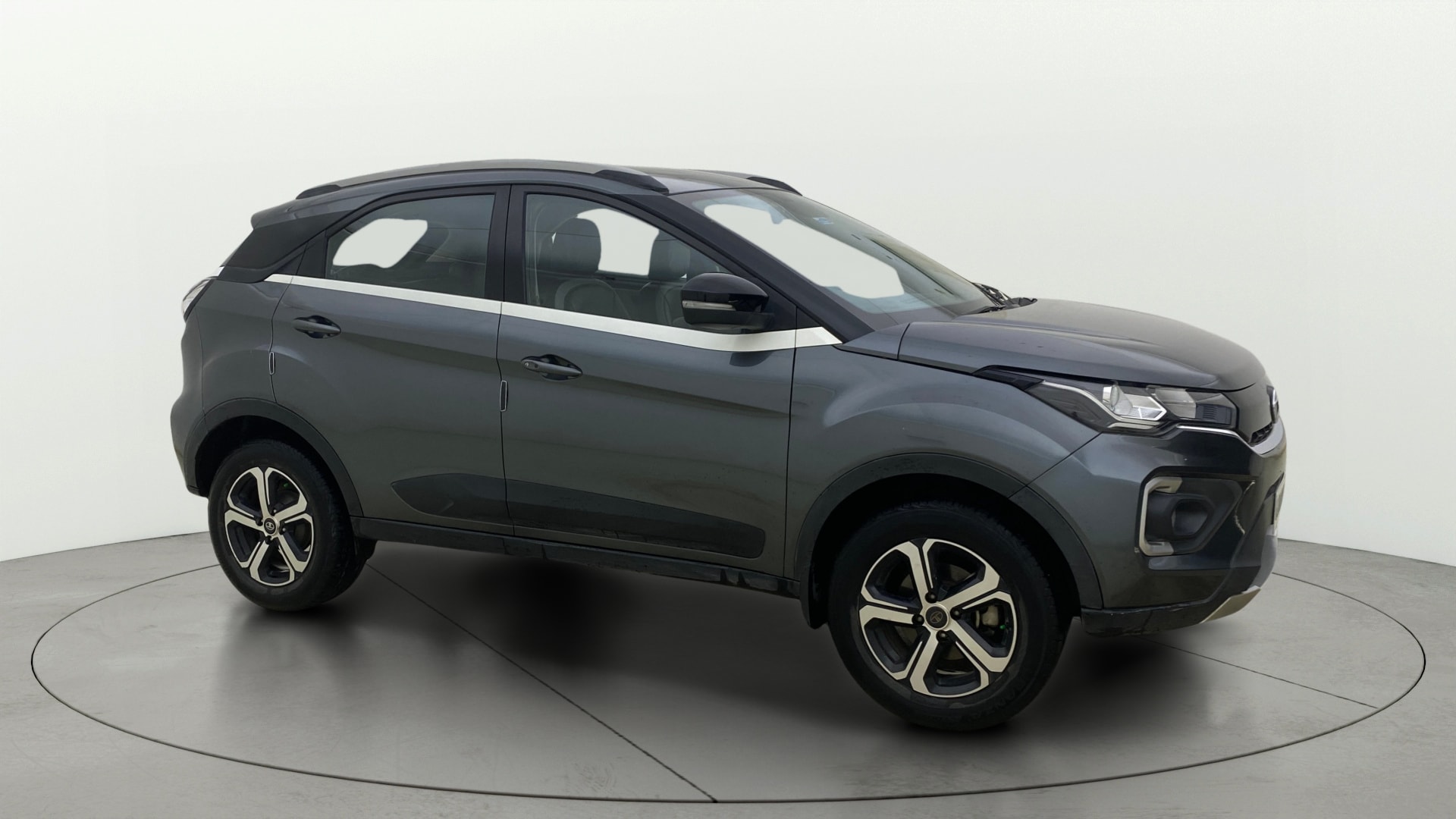 View 2022 Tata Nexon Revotron XE Image 37 Used 2022 Tata Nexon Revotron XE Image 37