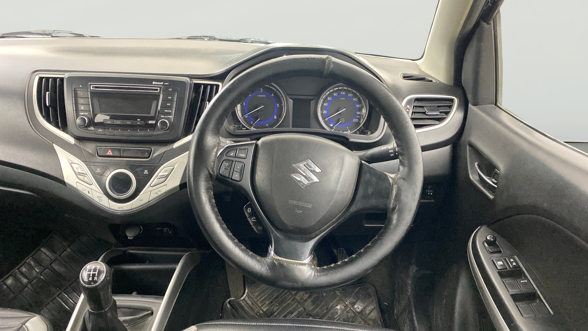 View 2018 Maruti Suzuki 1000 Base Variant Image 20 Used 2018 Maruti Suzuki 1000 Base Variant Image 20