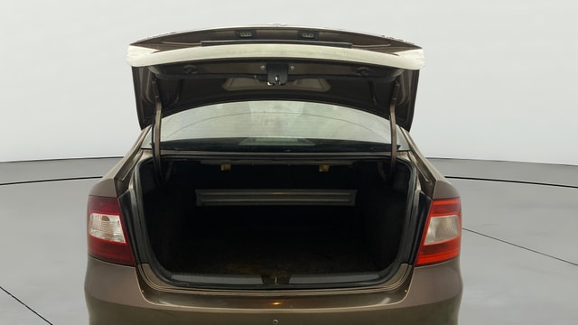 View Skoda Rapid Image 16 Used Skoda Rapid Image 16