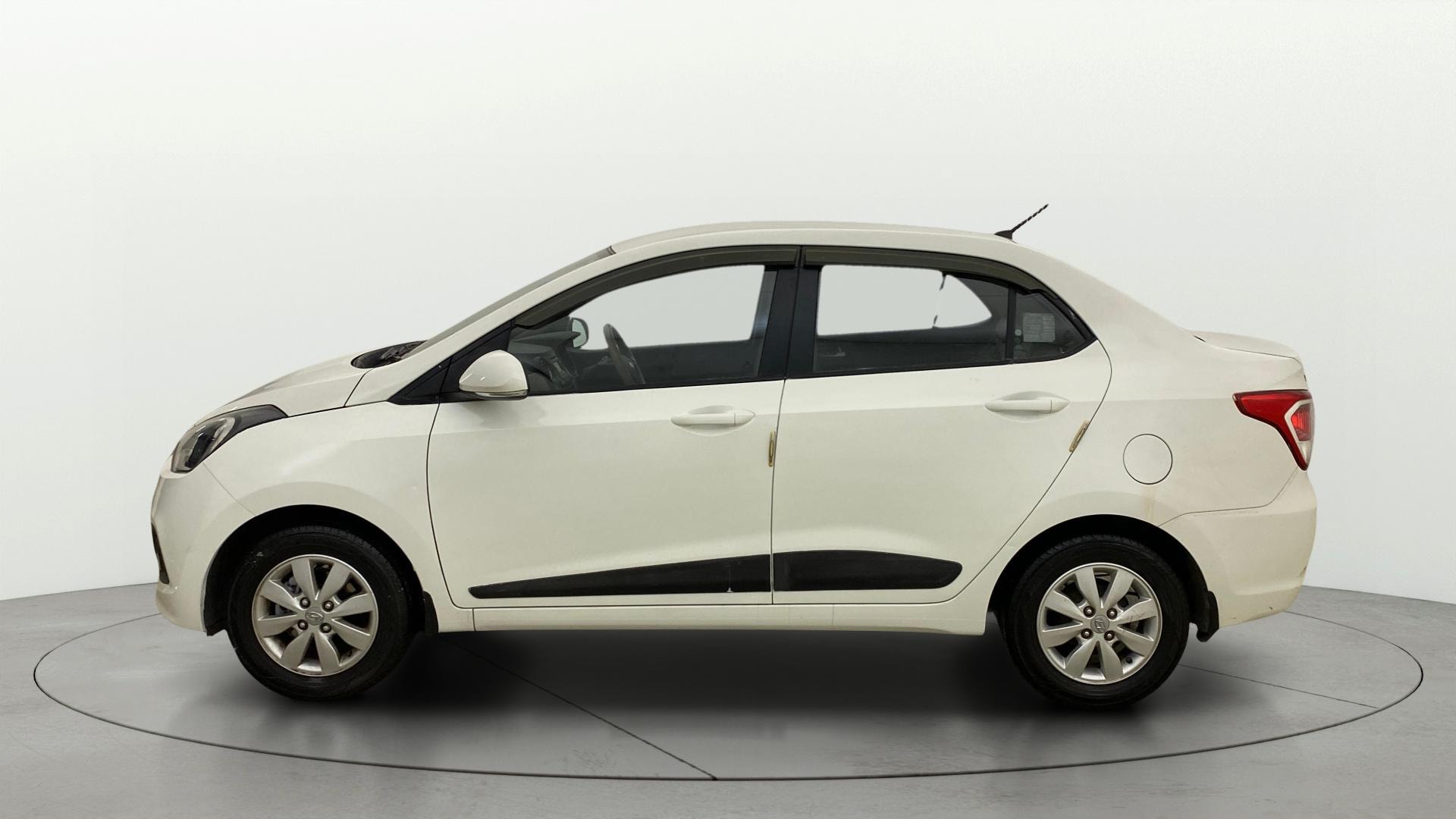 Used 2016 Hyundai Xcent Used 2016 Hyundai Xcent