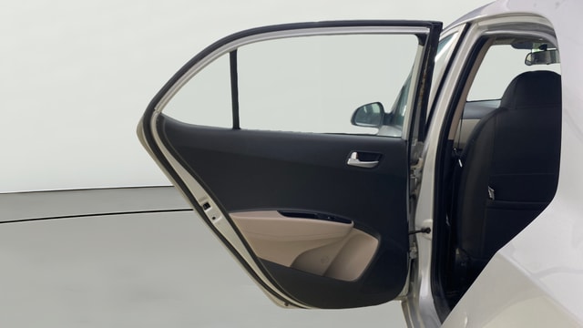 View Hyundai Xcent Image 22 Used Hyundai Xcent Image 22