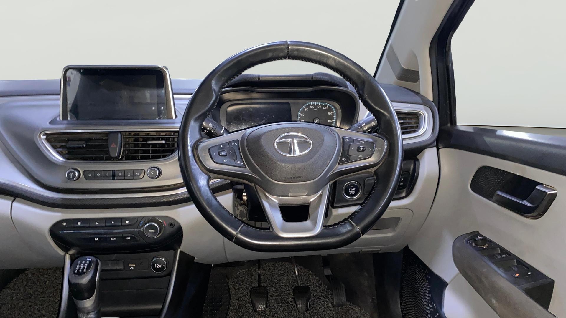 View 2020 Tata Altroz XZ Petrol Image 21 Used 2020 Tata Altroz XZ Petrol Image 21