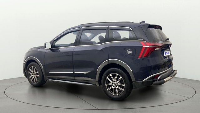 View Mahindra XUV700 Image 2 Used Mahindra XUV700 Image 2