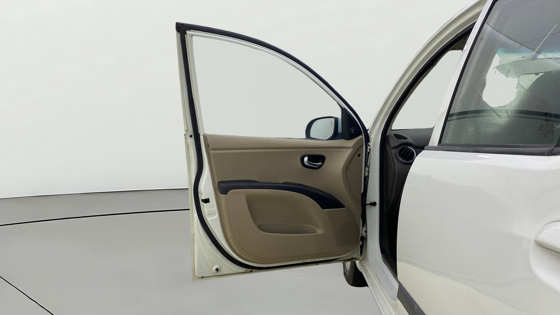 View 2013 Hyundai i10 1.1 Magna Image 30 Used 2013 Hyundai i10 1.1 Magna Image 30