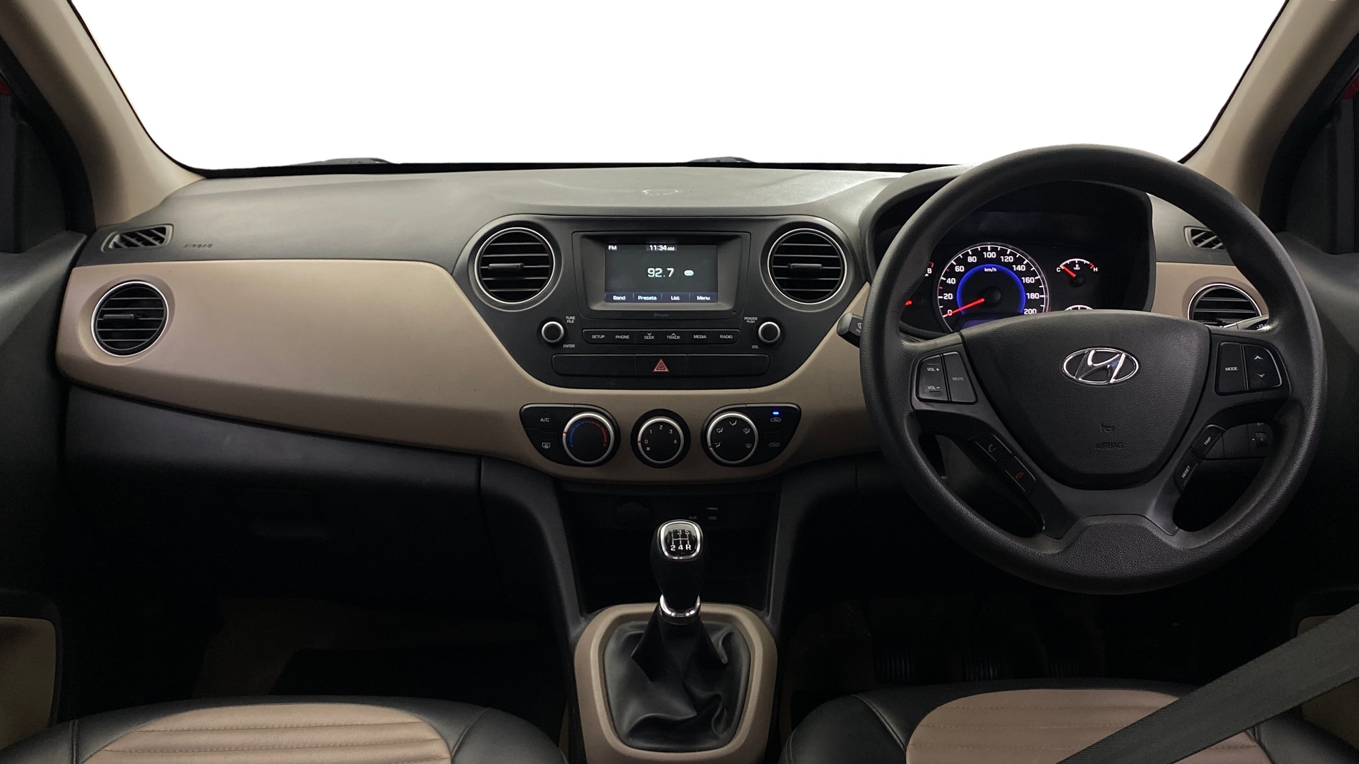 View 2017 Hyundai Grand i10 Sportz 1.2 Kappa Image 15 Used 2017 Hyundai Grand i10 Sportz 1.2 Kappa Image 15