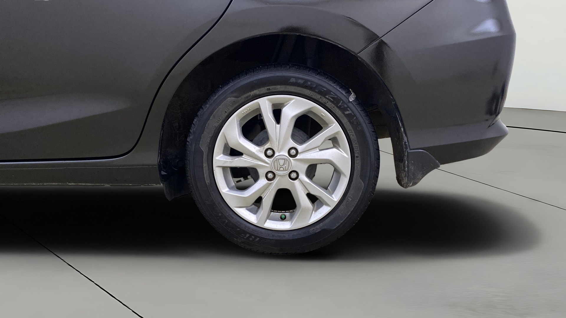 View 2020 Honda Amaze E MT Petrol BS IV Image 11 Used 2020 Honda Amaze E MT Petrol BS IV Image 11