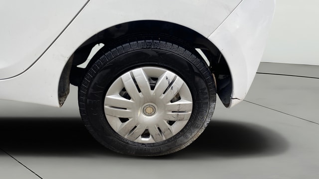 View Hyundai EON Image 11 Used Hyundai EON Image 11