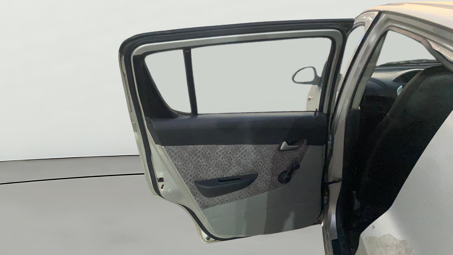 View 2016 Maruti Suzuki Alto 800 LX Image 14 Used 2016 Maruti Suzuki Alto 800 LX Image 14