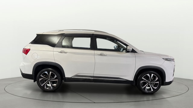 View MG Hector Plus Image 8 Used MG Hector Plus Image 8