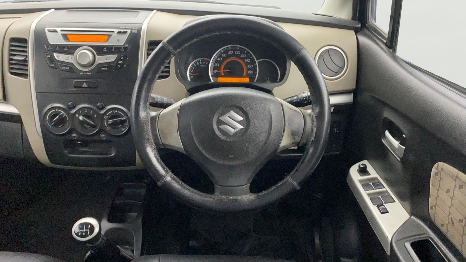 View 2016 Maruti Suzuki 1000 Base Variant Image 20 Used 2016 Maruti Suzuki 1000 Base Variant Image 20