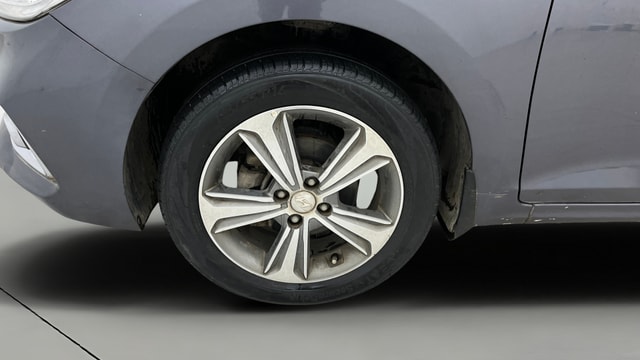 View Hyundai Verna Image 29 Used Hyundai Verna Image 29