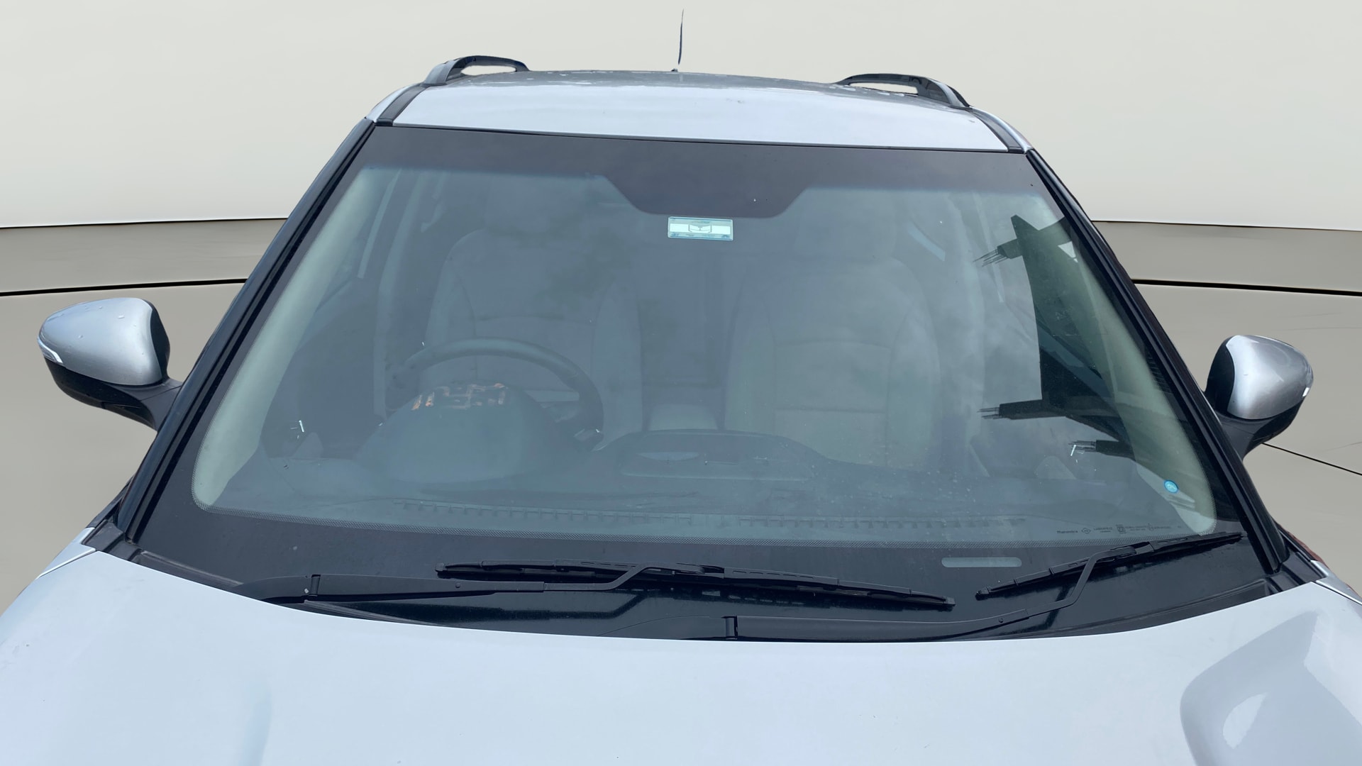 View 2022 Mahindra XUV300 W4 Petrol BS IV Image 31 Used 2022 Mahindra XUV300 W4 Petrol BS IV Image 31