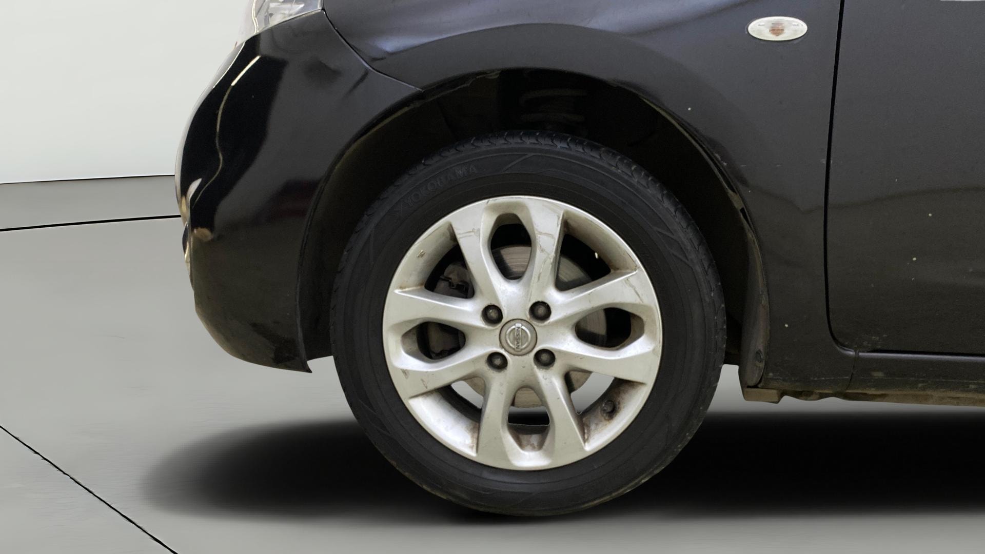 View 2016 Nissan Micra XV (CVT) Image 28 Used 2016 Nissan Micra XV (CVT) Image 28