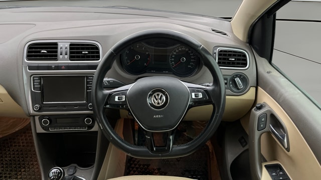 View Volkswagen Vento Image 21 Used Volkswagen Vento Image 21