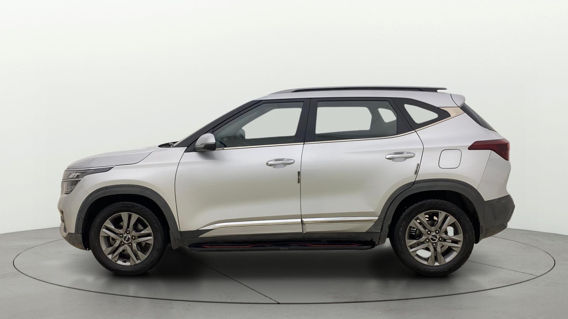 View 2022 Kia Seltos HTX Plus AT Diesel Image 6 Used 2022 Kia Seltos HTX Plus AT Diesel Image 6